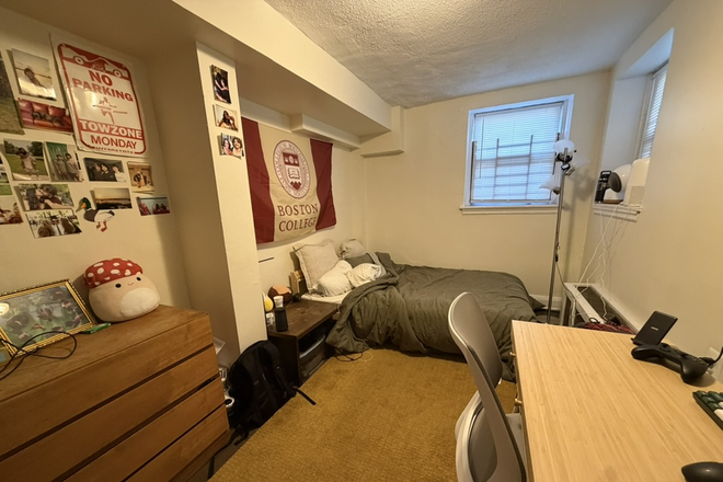 bedroom - Spacious Brighton 2 bed with private entrance for 9/1 Apartments