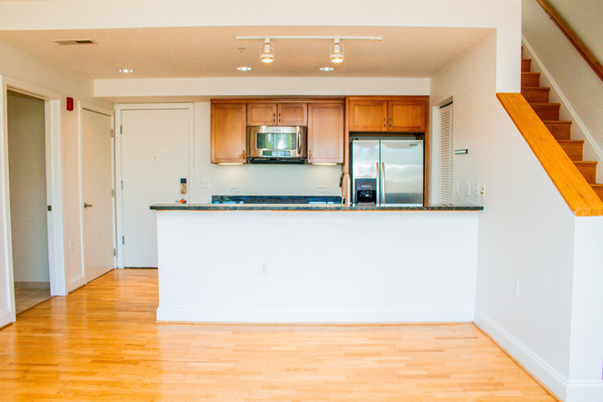Kitchen - Townhouse Style Condo with 2 Balconies at the Barringer