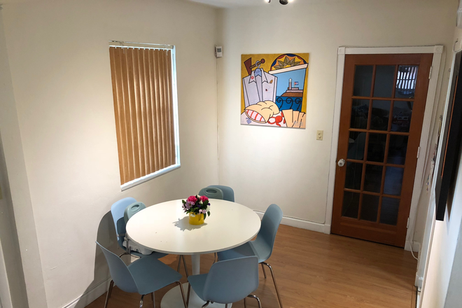 Dining Area - 4 Bedroom 2 Bath House w Utilities included