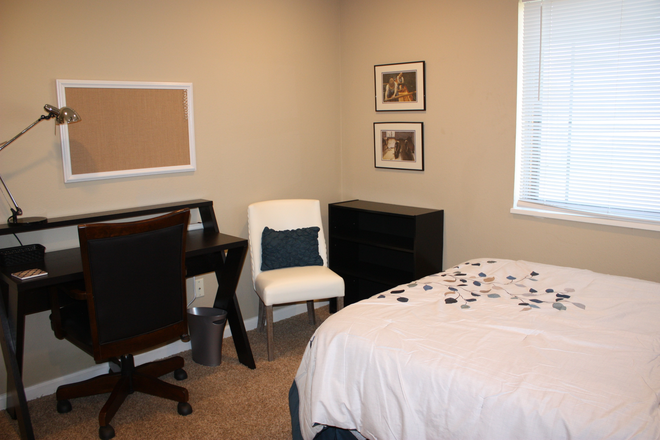 Bedroom A - Room(s) in 3B 2b Apartment in Gunbarrel