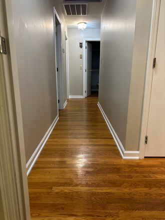 Hallway between Bedrooms - A gem in McBryde Lane House