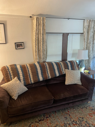 Couch - Cottage close to campus (female preferred) Apartments