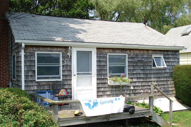 Exterior - 30 East Shore Road - Great Island House