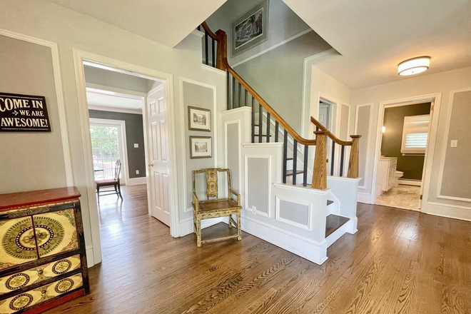Foyer - Furnished 5 Bed 4.5 Bath Princeton Charm House
