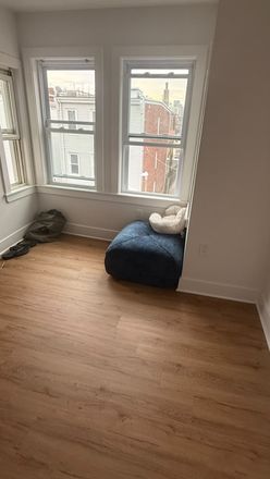 living room - ROOM FOR RENT | 2 BED 1 BATH HOUSE