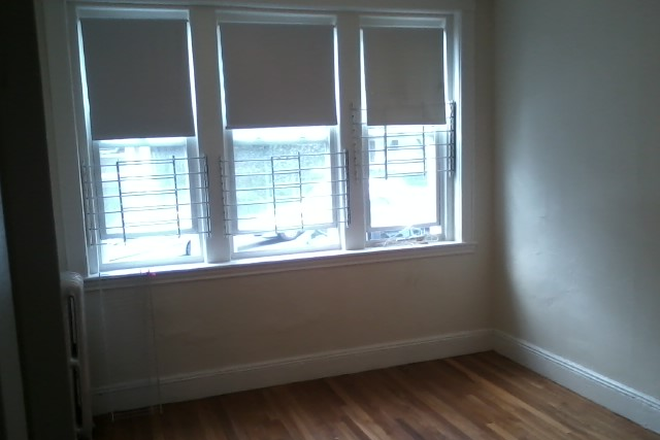 Visit hubrealtyproperties.com - Front facing 2 bedroom, with spacious kitchen, on green line T