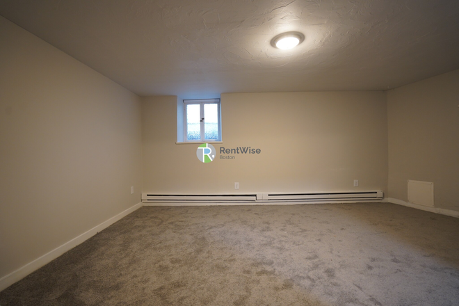 1 - AVAIL NOW-Sweet Brighton 1 bed, Cat ok, NO Broker Fee! Apartments