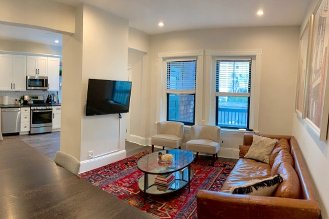 x - Fully Renovated 4 Bed | Central A/C | Private Deck | 9/1 Apartments