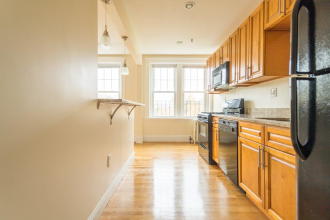 Visit hubrealtyproperties.com - Spacious front facing studio, with dishwasher and disposal, heated Apartments