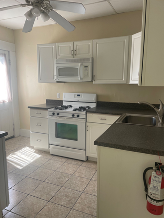 Kitchen - Large 7-8 person house middle of Regent Ave.!