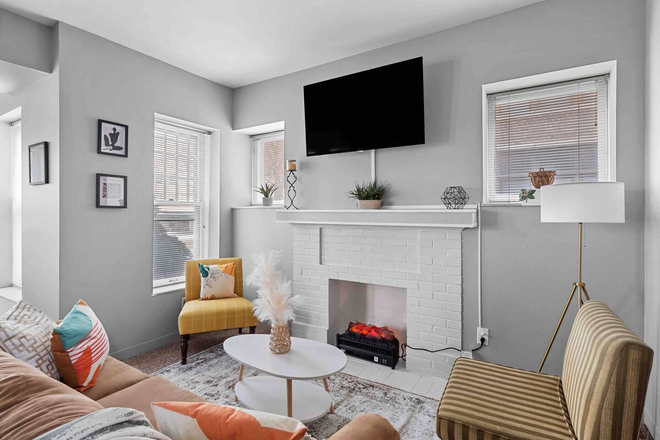 Photo - Delmar Estates Walkable to CWE and Shuttles Apartments