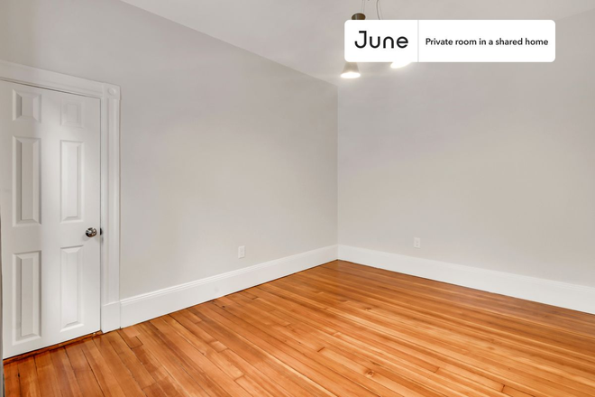 Photo - Private bedroom in 4 bed/2 bath Home