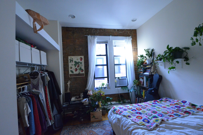 Bedroom1 - 3 Bed on Marlborough St - Available 9/1/26 - Close to Campus! Apartments