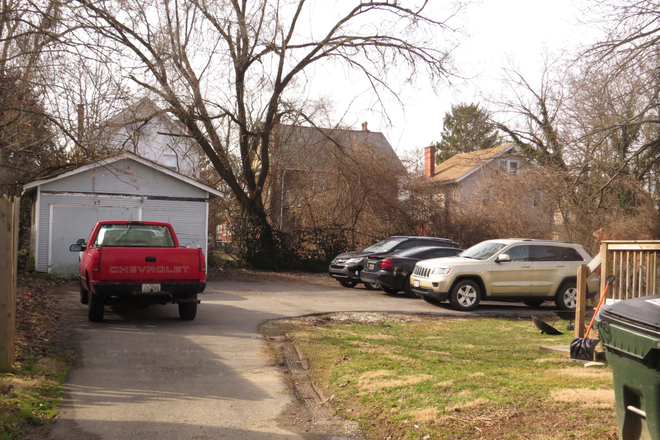Photo - Large house with 6 bedrooms, 3 bathrooms . All updated 6 years ago. Walk to xavier.