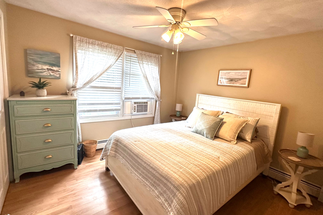 Front Bedroom - 1001 Boston Neck Road Narragansett, RI 02882 Duplex