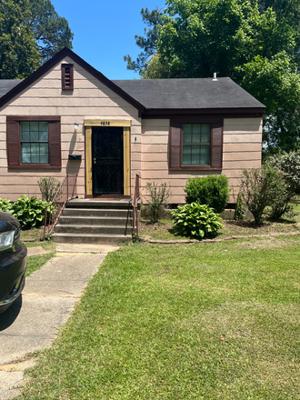Front Ext. - Furnished 3 Bed/1Bath (some utilities included) House