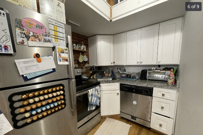 living - 3 BED/1 BATH AVAILABLE 9/1/25! Apartments