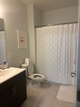 Each tenant gets their own bathroom - Landmark 4x4 Apartment