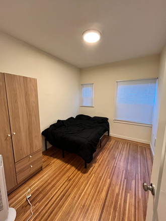 Bedroom to be rented - 2079 Delaware Apt 21A