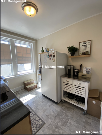 Kitchen - Refurbished Apartment in Hyde Square!