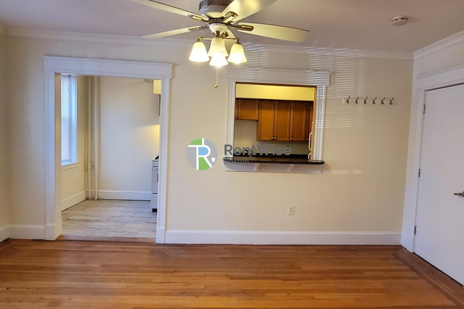1 - SEPT 2026-Gorgeous 1 bed on Washington St/Brighton, H/HW inc. NO FEE! Apartments