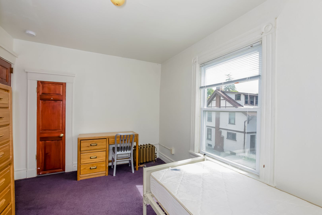 Your bedroom - Unit in a house 3 minute walk from central