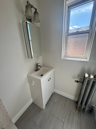 Bath - FENWAY 1 BED HEMENWAY ST Apartments