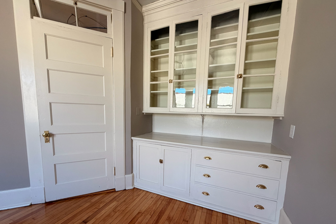 bedroom - Newly renovated 4 bedroom in the center of amherst. Available 7/1/26 Apartments