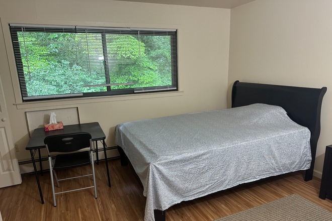 Furnished bedroom - Furnished 1BR apt-Mulberry Row-Princeton