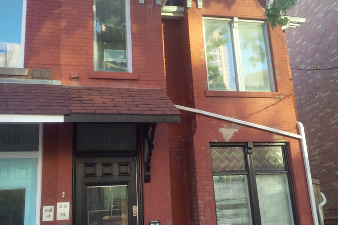 Front of House - 210 McCaul St - 4BR - 2WR house for rent at $5,500/month - available 1 September 2025 or later