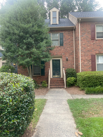 Front entrance - Woodstream Glen Townhome 2BR/2.5 Bath
