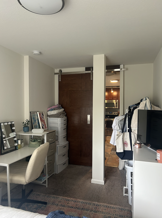 Bedroom 1 - View House