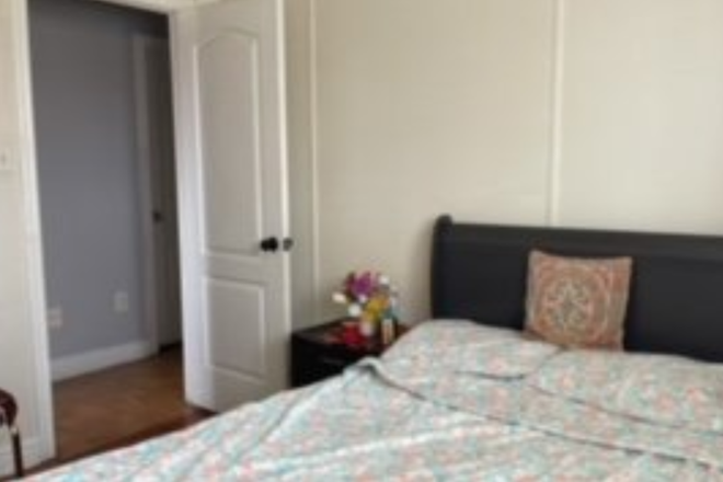 Bedroom A: $1030 Private room (Double Bed) - Private room in Landsborough Ave, Mississauga! Furnished+Utils! House