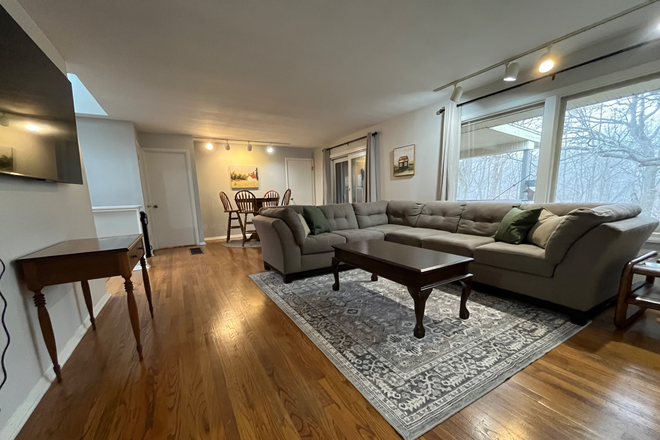 Shared living room - * Filling vacancies for Summer 2026*    Furnished 4 bedroom / 3 bath home