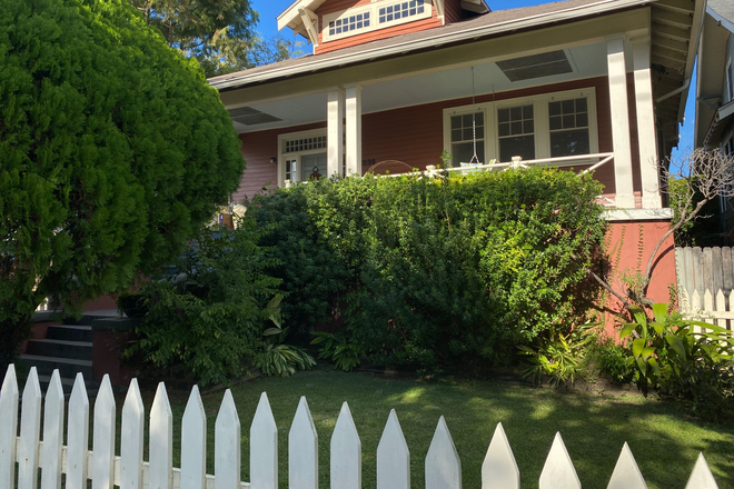 Fenced garden - Beautiful furnished three bedroom historic home close to Tulane and Loyola