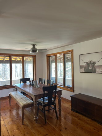 Dining Room - 3 Bedroom House on 10 acres, 20 min from campus