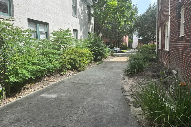 Driveway - Bedroom on Bolsover
