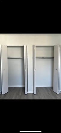 Closets (Brdm1) - Room for rent. Quiet house. Laundry and fully equipped kitchen. Close bus line. Flexible lease.