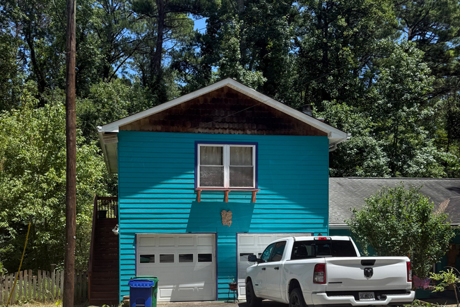 Street view - Pine Lake Studio