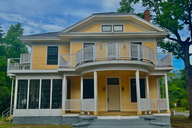 Photo - Studio with Private Balcony Available Now! Apartments