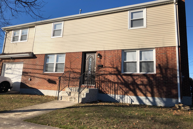 Image 3323767 - 15 Butler Place is Available!