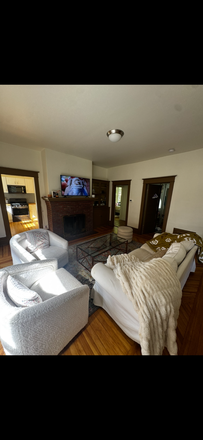 Living room - Sublease close to campus Apartments
