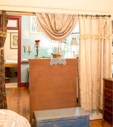 Kitchen/Privacy divider/daybed room - W. VIL - Flexible Duration - Pied-à-Terre Share Apartments