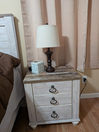 Bedroom furniture - Beautiful home on the River