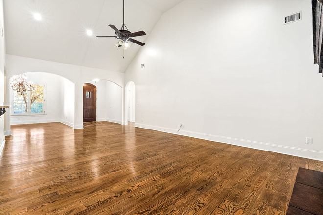 Photo - 1101 Blackman Circle House