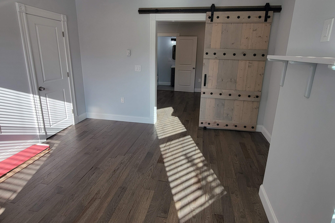 Bedroom - Harvard Square Newly Renovated! Apartments