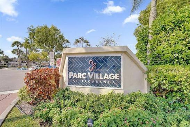 Front Entrance - Parc Village Condo Association: Cozy Villa close to NSU