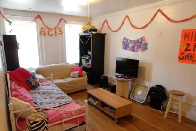 hubrealtyproperties.com - Fabulous 3 bedroom in condo building, across the street from the dorm