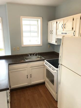 In Kitchen - 3 bed 1 bath utilities included Triplex