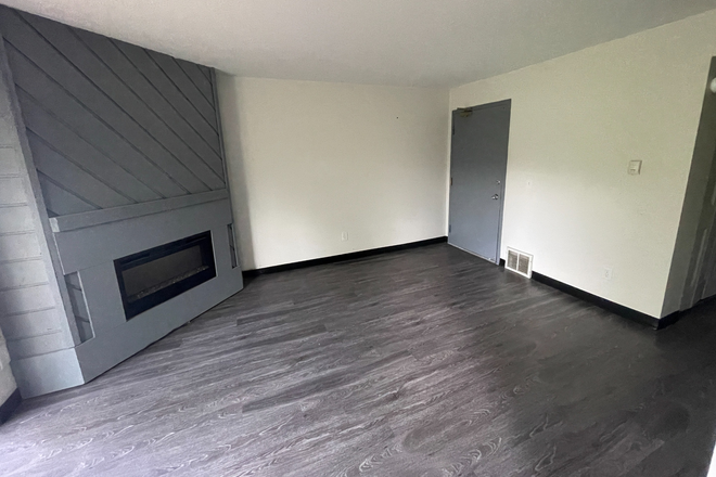 2 - AVAILABLE NOW: 2857 Shadow Creek Dr #A203 Condo